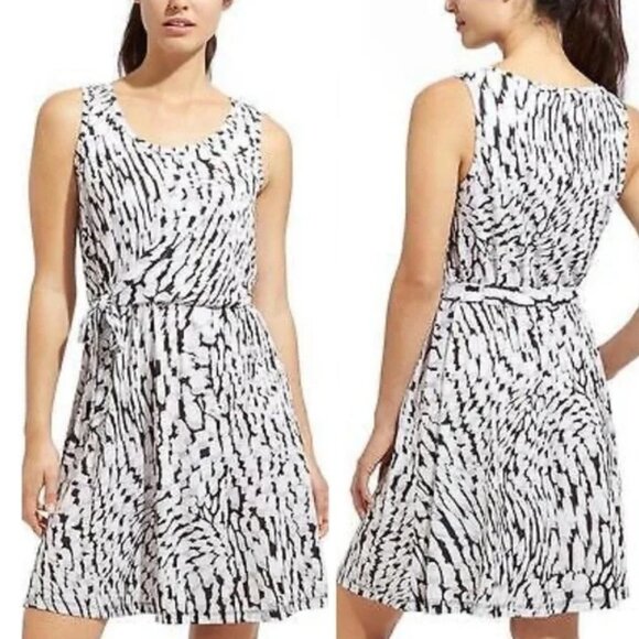 Athleta Sweet Saturday Dress - Picture 1 of 8